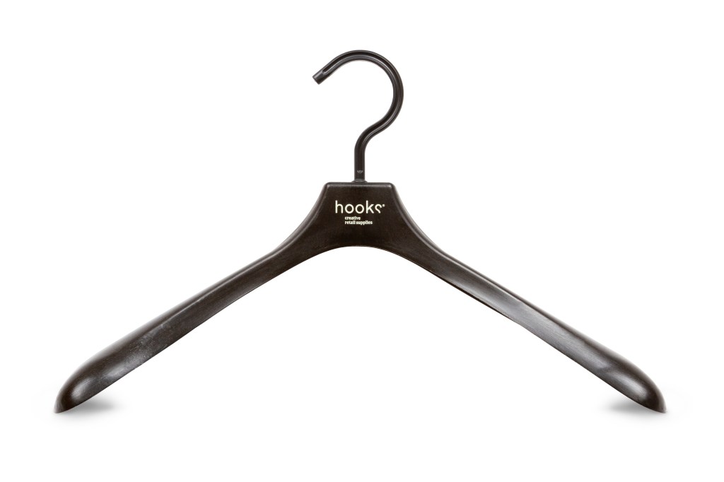 OVPolymers, Clothing Hanger, Coffee, Kledinghanger, Coffee Recycling, Koffie, Koffie recycling, polymers, plastics, plastic, kunststof, Hooks, Hooks creative, Hooks Creative Retail Supplies, CoffeeBased, Coffee Based